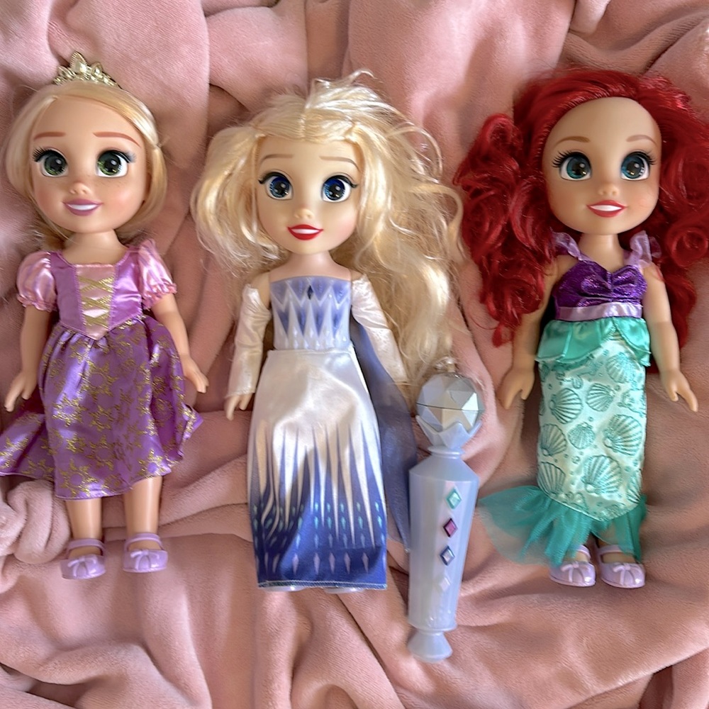 Lot of 3 Disney Princess Dolls